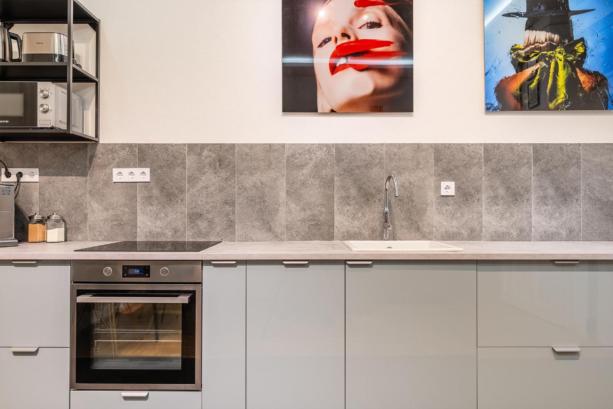 Aviator Apartment In The City Center — Fotók 3